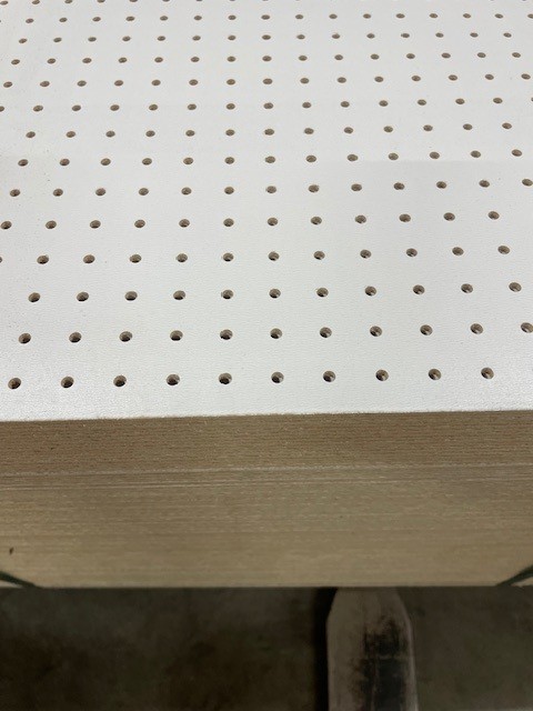 Kovalevy 3x1220x2440 mm Valkoinen Rei'itetty