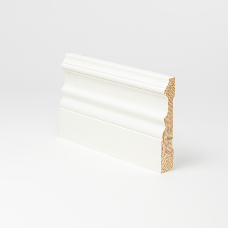 21x118 Jalkalista Mänty Valkoinen Koriste l=4,4m