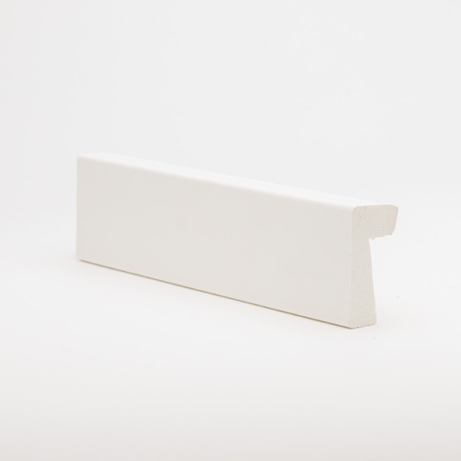 [420722] Reunalista 17x42/7 L=2,20m PVC valkoinen